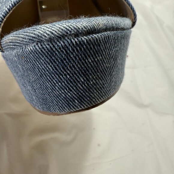 Shoe Dazzle Blue Denim Heels with Brown Strap - Picture 15 of 16